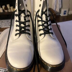Dr. Martens Brown Box